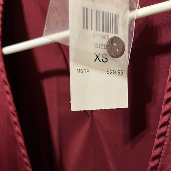 Dress - Picture 3 of 3